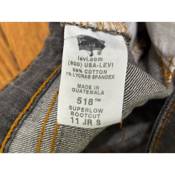 Vintage Levi's 518 Superlow Bootcut Jeans Womens Juniors 11 Short Gray Denim Y2K - Picture 3 of 4